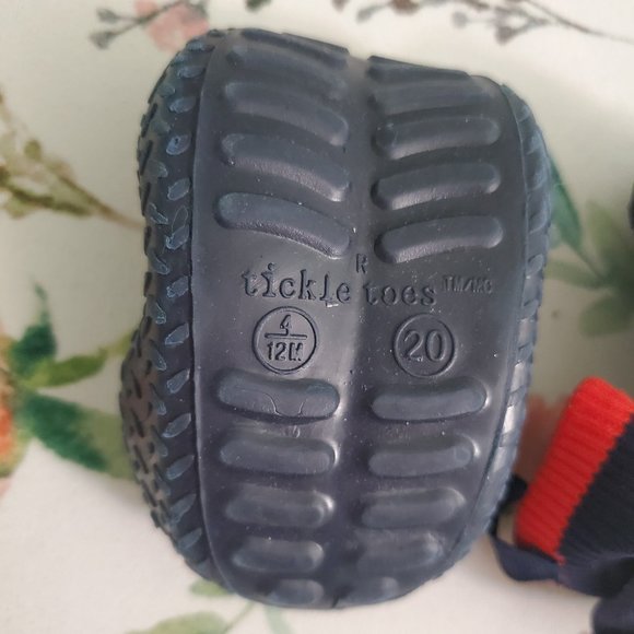 Non Skid Shark Shoes - Picture 4 of 4